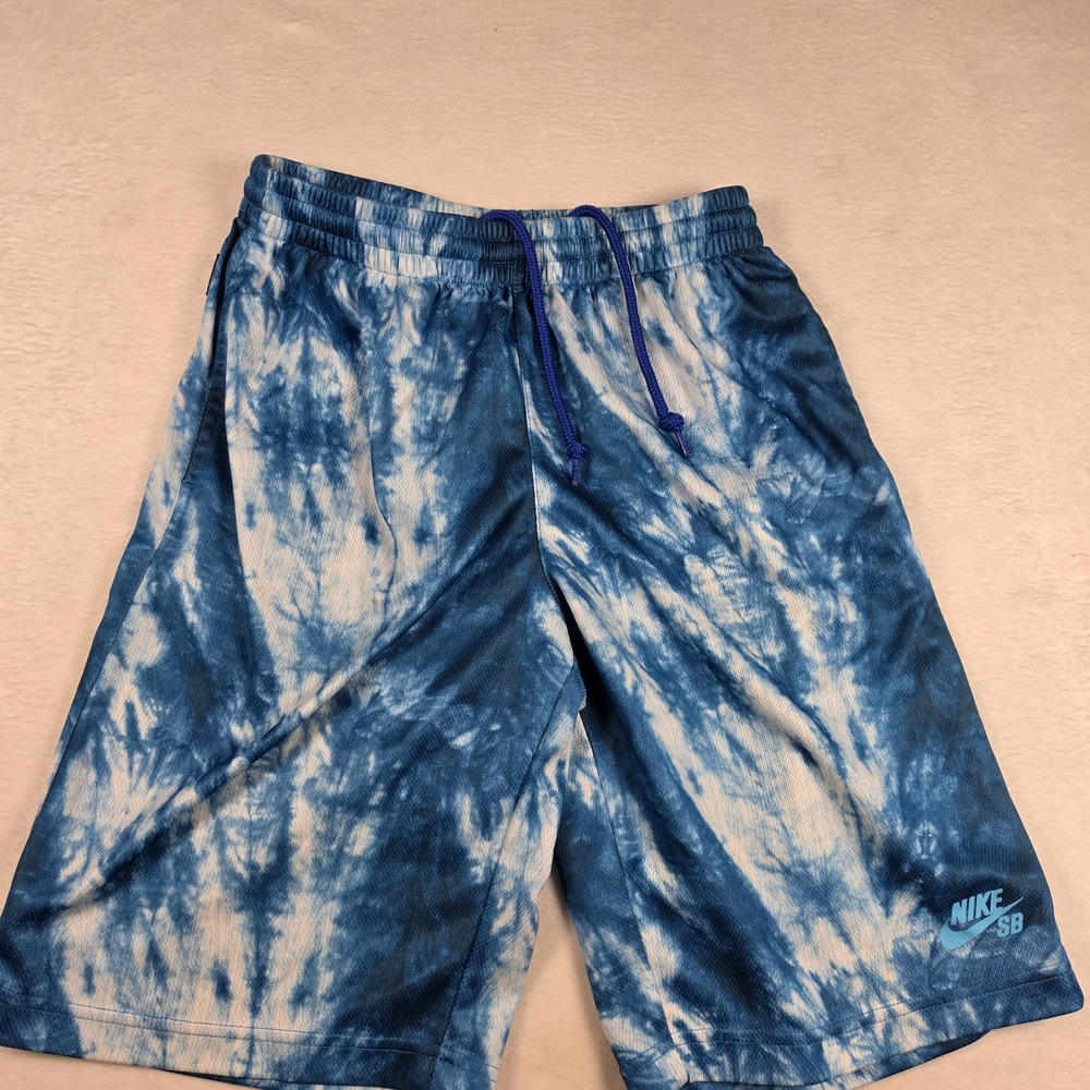 Nike SB Boys Blue Tie Dye Mesh Skateboarding Shorts Size‎ Medium M 10-12YRS